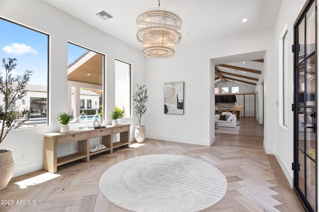 5639 N 68TH Place, Paradise Valley, AZ 85253