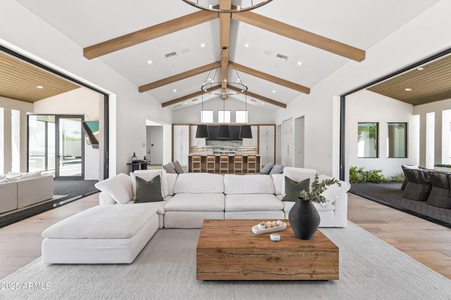 5639 N 68TH Place, Paradise Valley, AZ 85253