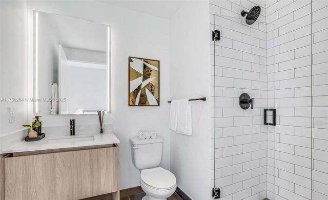 398 NE 5th St PH4701, Miami, FL 33132