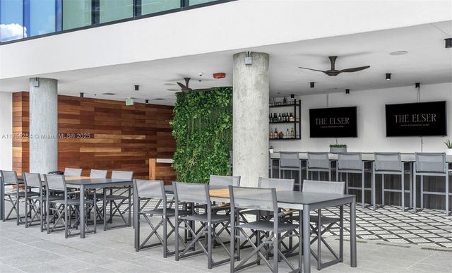 398 NE 5th St PH4701, Miami, FL 33132