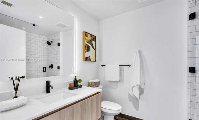 398 NE 5th St PH4701, Miami, FL 33132