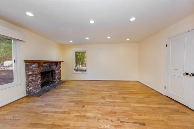 22861 Sparrowdell Drive, Calabasas, CA 91302