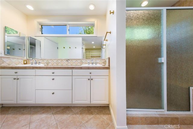 22861 Sparrowdell Drive, Calabasas, CA 91302