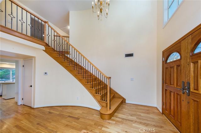 22861 Sparrowdell Drive, Calabasas, CA 91302