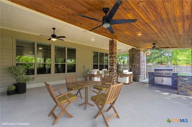 8 Daingerfield Cove, Morgans Point Resort, TX 76513
