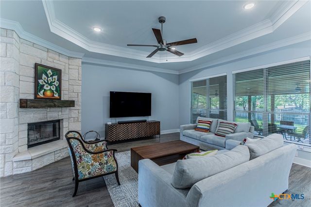 8 Daingerfield Cove, Morgans Point Resort, TX 76513