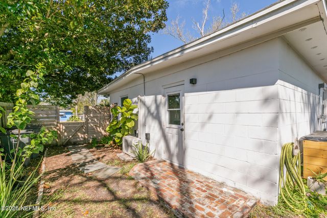 451 SARGO Road, Atlantic Beach, FL 32233
