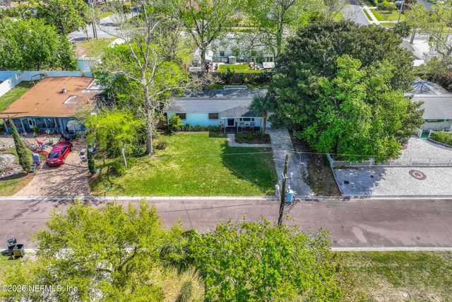 451 SARGO Road, Atlantic Beach, FL 32233