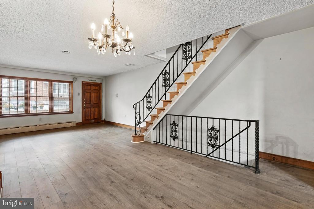 2920 S CARLISLE ST, PHILADELPHIA, PA 19145 — photo 5