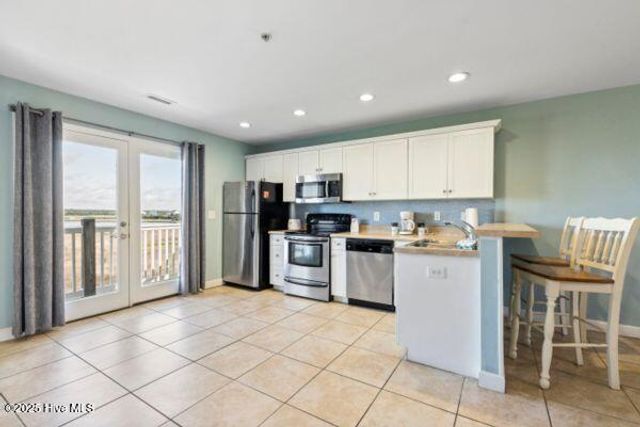1505 N New River Drive 210, Holly Ridge, NC 28445