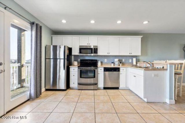 1505 N New River Drive 210, Holly Ridge, NC 28445