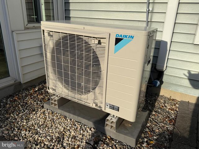 6905 CHOKEBERRY CT, Frederick, MD 21703