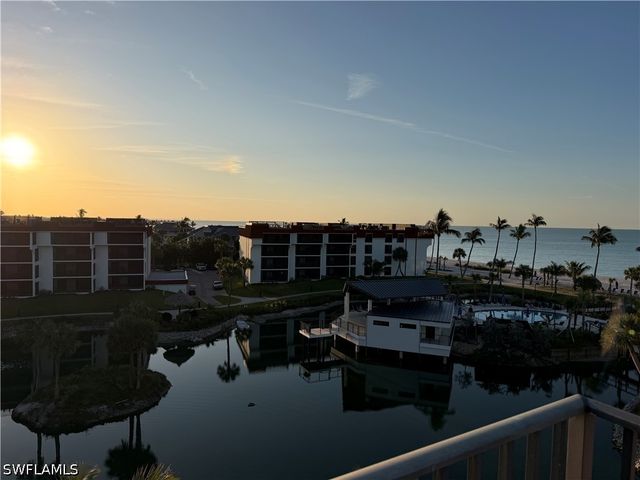 2445 W Gulf DR B-22, Sanibel, FL 33957
