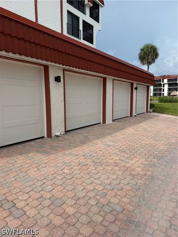 2445 W Gulf DR B-22, Sanibel, FL 33957