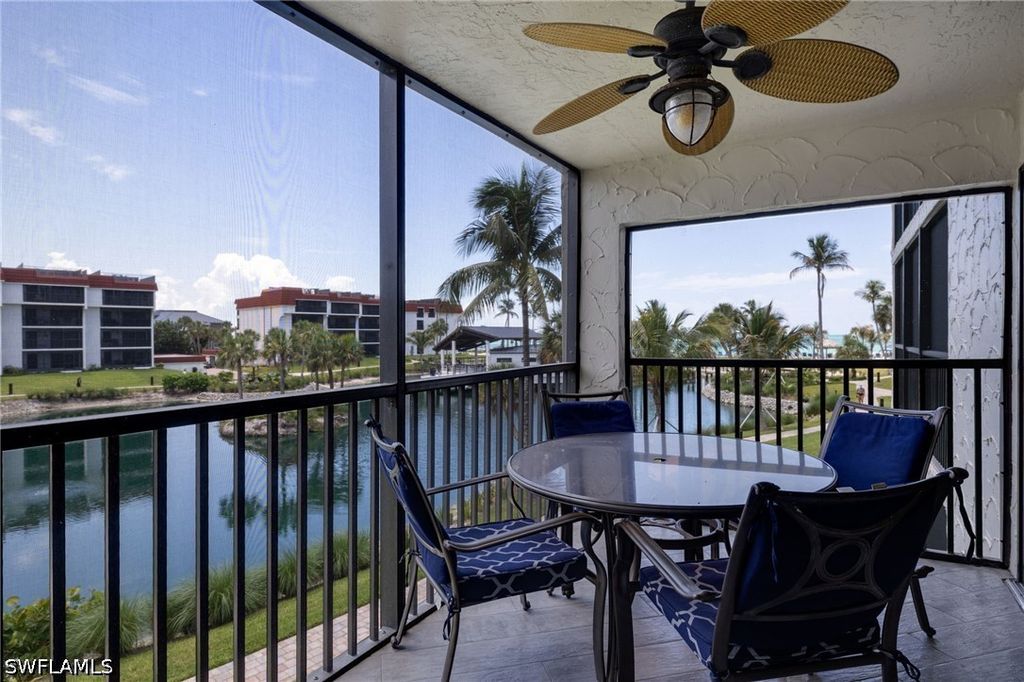 2445 W Gulf DR B-22, Sanibel, FL 33957