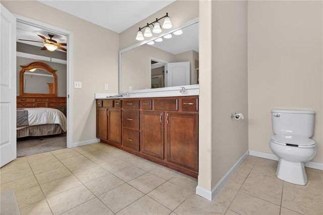 23717 W 88th Street, Lenexa, KS 66227