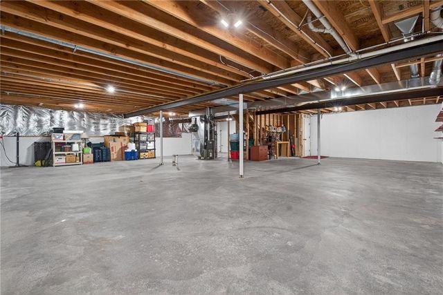 23717 W 88th Street, Lenexa, KS 66227