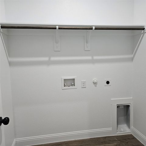 200 E 1st North Street, Kaufman, TX 75142