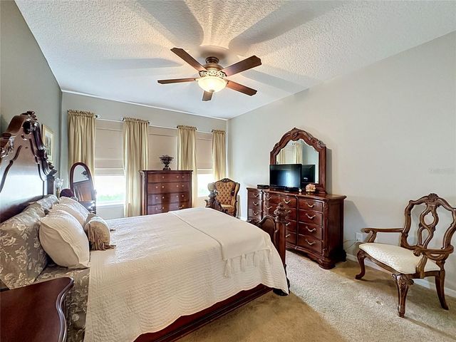 395 SILVER MAPLE ROAD, Groveland, FL 34736