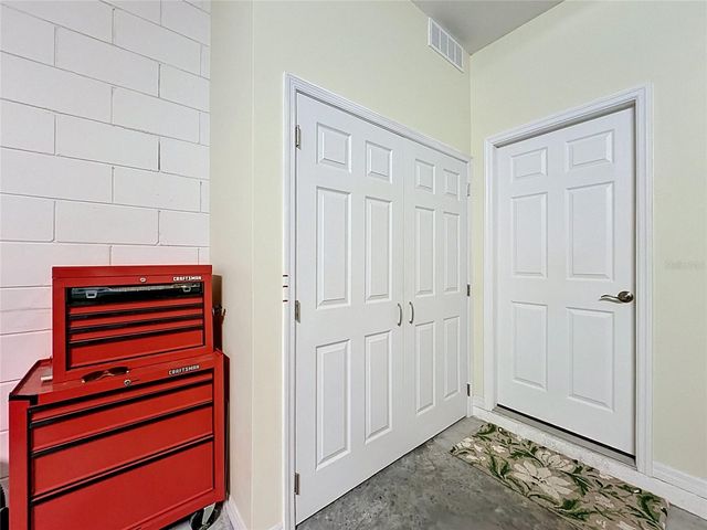 395 SILVER MAPLE ROAD, Groveland, FL 34736