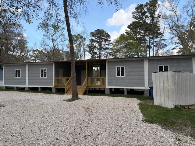 15435 Esther A, Conroe, TX 77384
