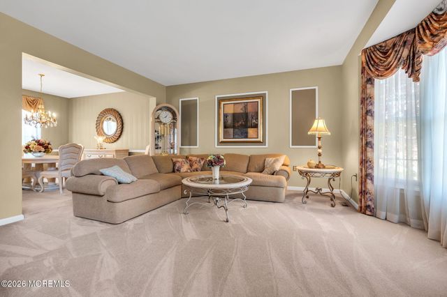 68 Periwinkle Circle, Tinton Falls, NJ 07712