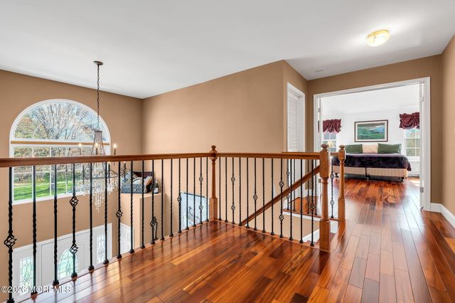 68 Periwinkle Circle, Tinton Falls, NJ 07712