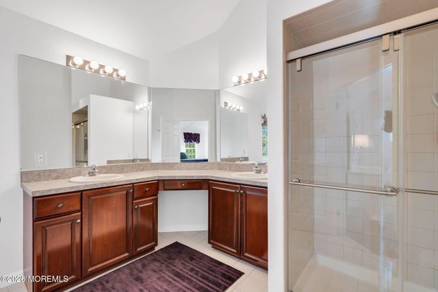 68 Periwinkle Circle, Tinton Falls, NJ 07712