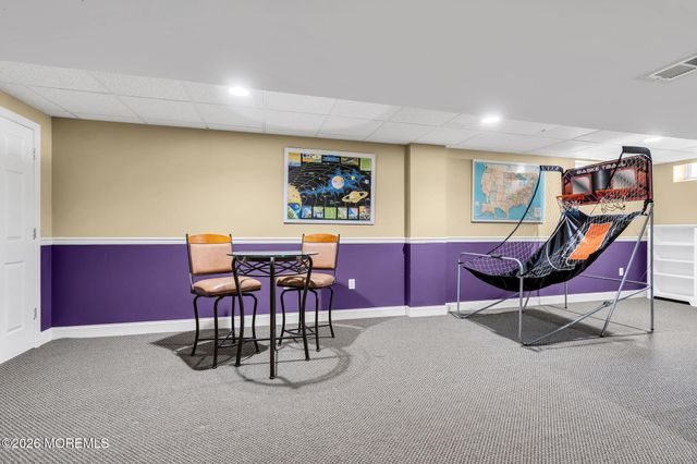 68 Periwinkle Circle, Tinton Falls, NJ 07712