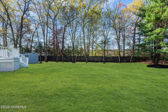 68 Periwinkle Circle, Tinton Falls, NJ 07712