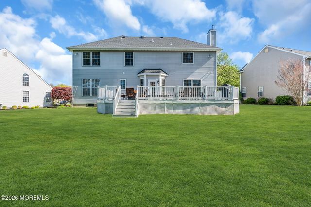 68 Periwinkle Circle, Tinton Falls, NJ 07712