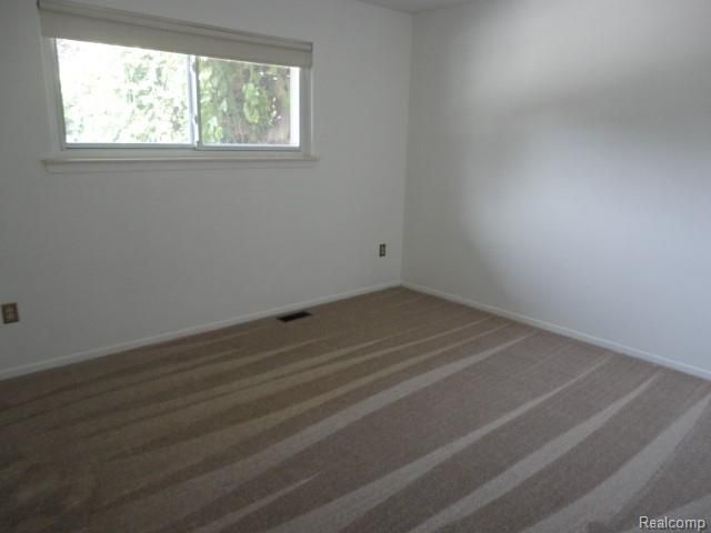 22009 Provincial Street, Woodhaven, MI 48183