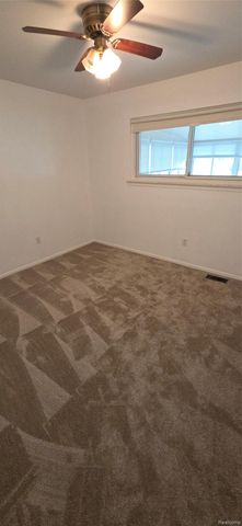 22009 Provincial Street, Woodhaven, MI 48183