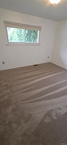 22009 Provincial Street, Woodhaven, MI 48183