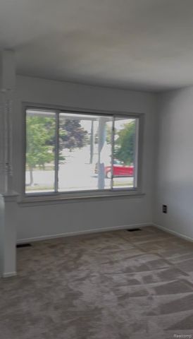 22009 Provincial Street, Woodhaven, MI 48183