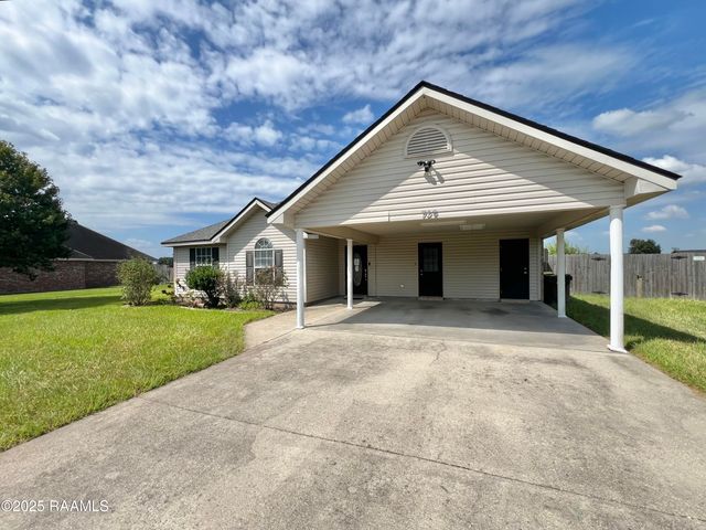729 N Belle Circle, Breaux Bridge, LA 70517