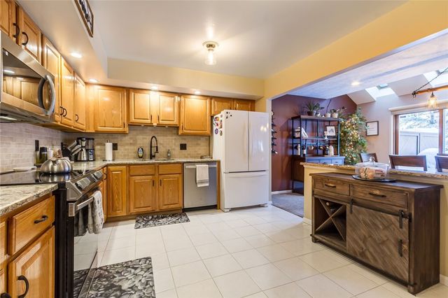 302 Marina View Lane, Webster, NY 14580