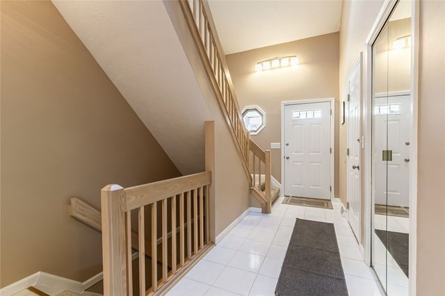 302 Marina View Lane, Webster, NY 14580