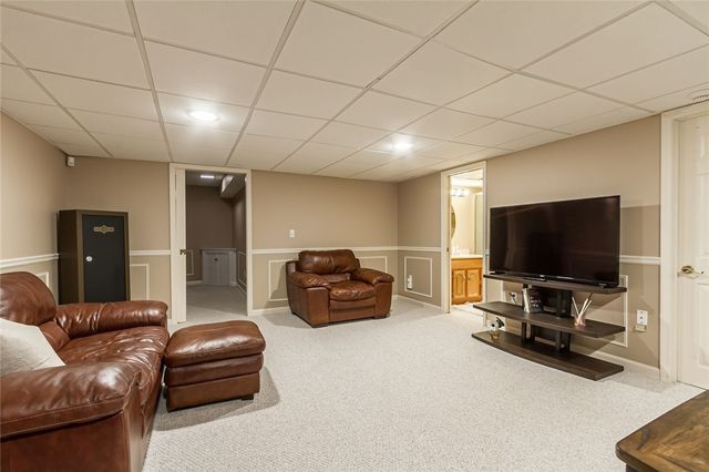 302 Marina View Lane, Webster, NY 14580