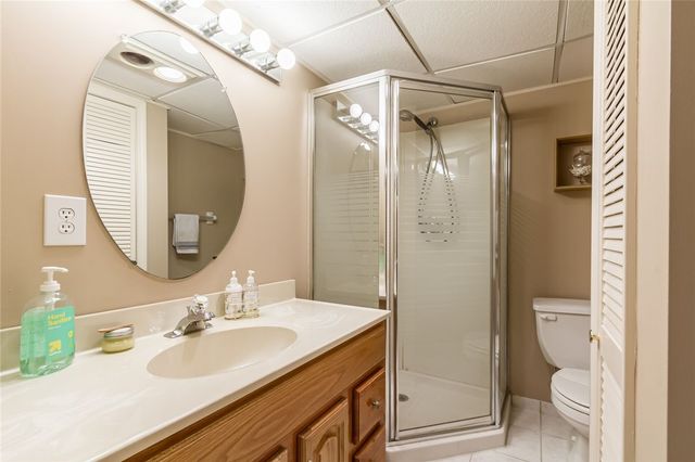 302 Marina View Lane, Webster, NY 14580