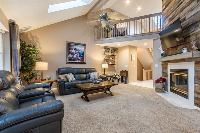 302 Marina View Lane, Webster, NY 14580