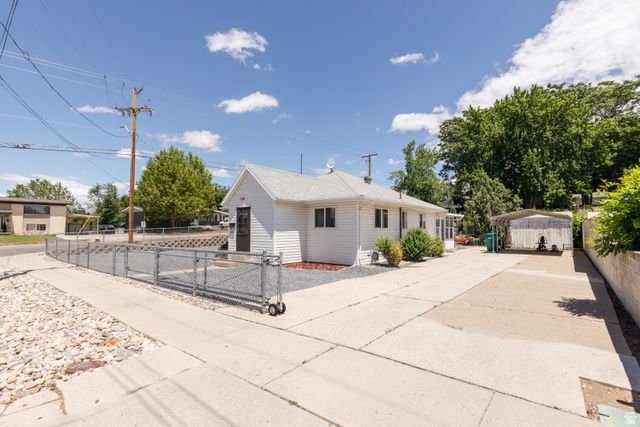 4806 S 2500 W, Roy, UT 84067