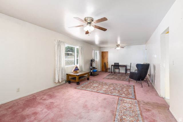4806 S 2500 W, Roy, UT 84067