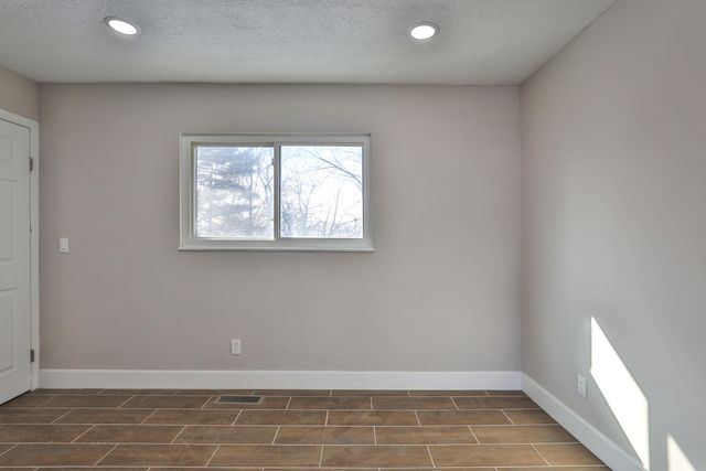 2971 Queensrowe Drive, Columbus, OH 43227