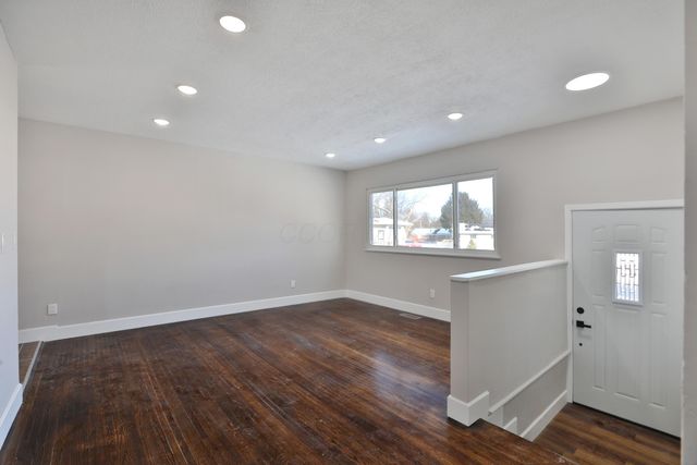 2971 Queensrowe Drive, Columbus, OH 43227