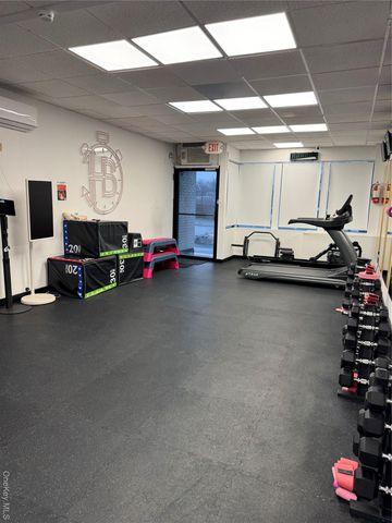 2990 Bruckner Boulevard, Bronx, NY 10465