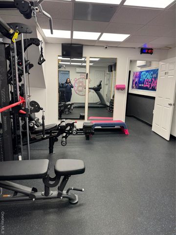 2990 Bruckner Boulevard, Bronx, NY 10465