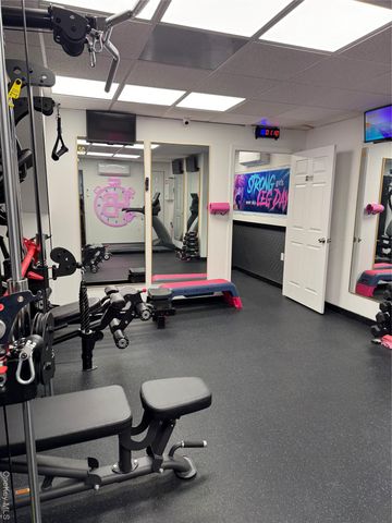 2990 Bruckner Boulevard, Bronx, NY 10465