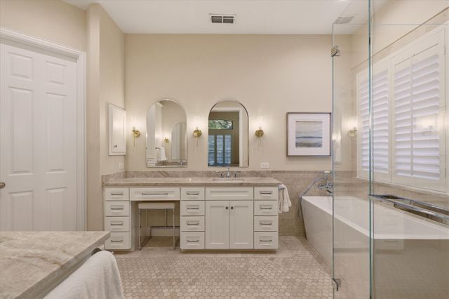 2324 Harrisburg Lane, Plano, TX 75025