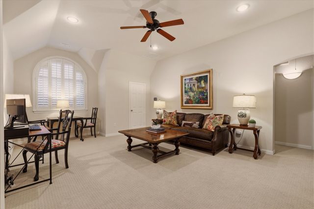 2324 Harrisburg Lane, Plano, TX 75025
